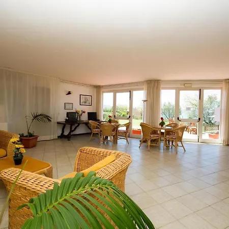 Il Lido Hotel apartamentowy 3*
